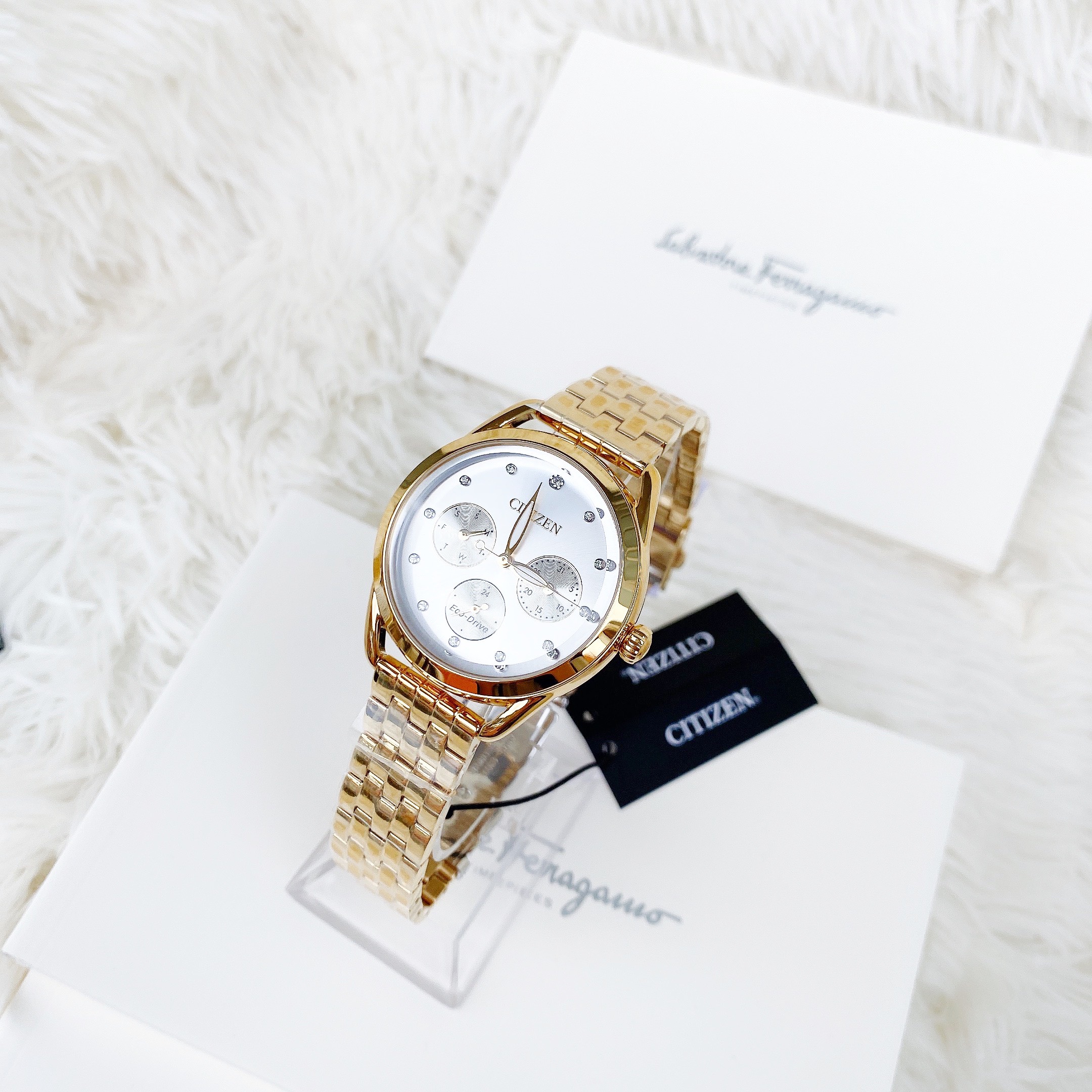 Citizen  nữ cực xinh xắn mới