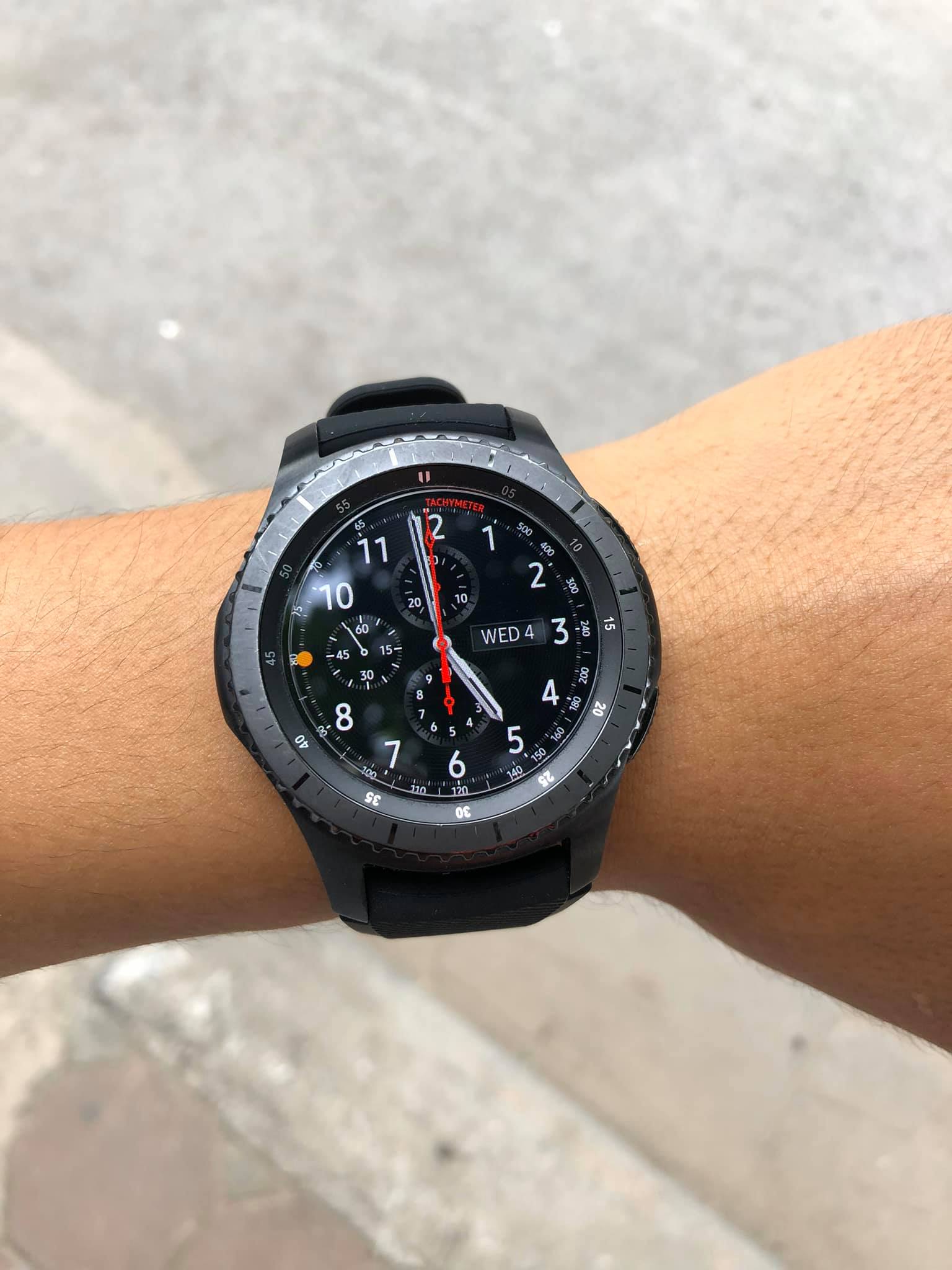 Đồng hồ thông minh Samsung Gear S3 Frontier