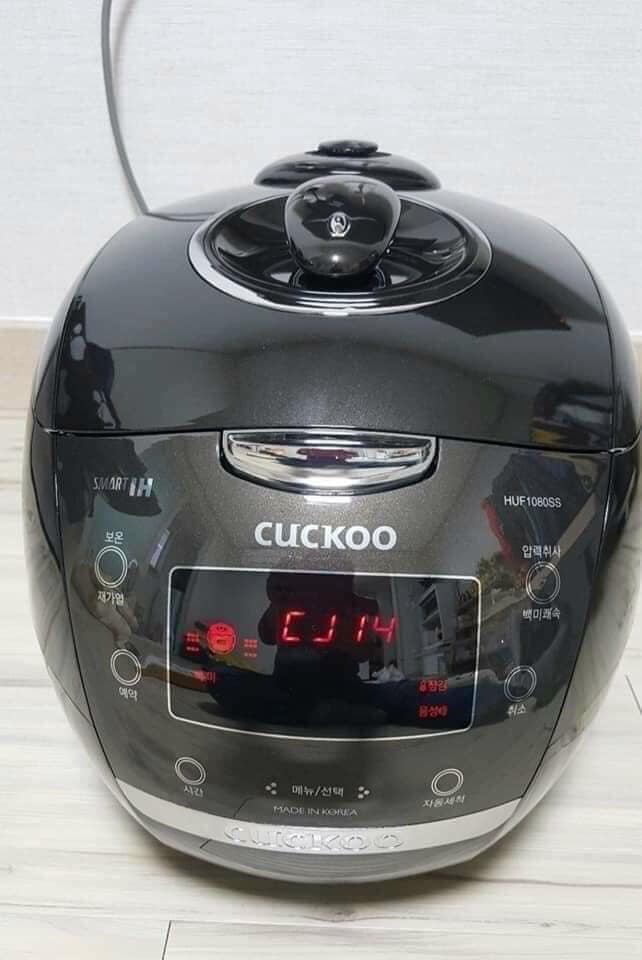 NỒI CƠM ĐIỆN CAO TẦN CUCKOO CRP-HUF1080SS