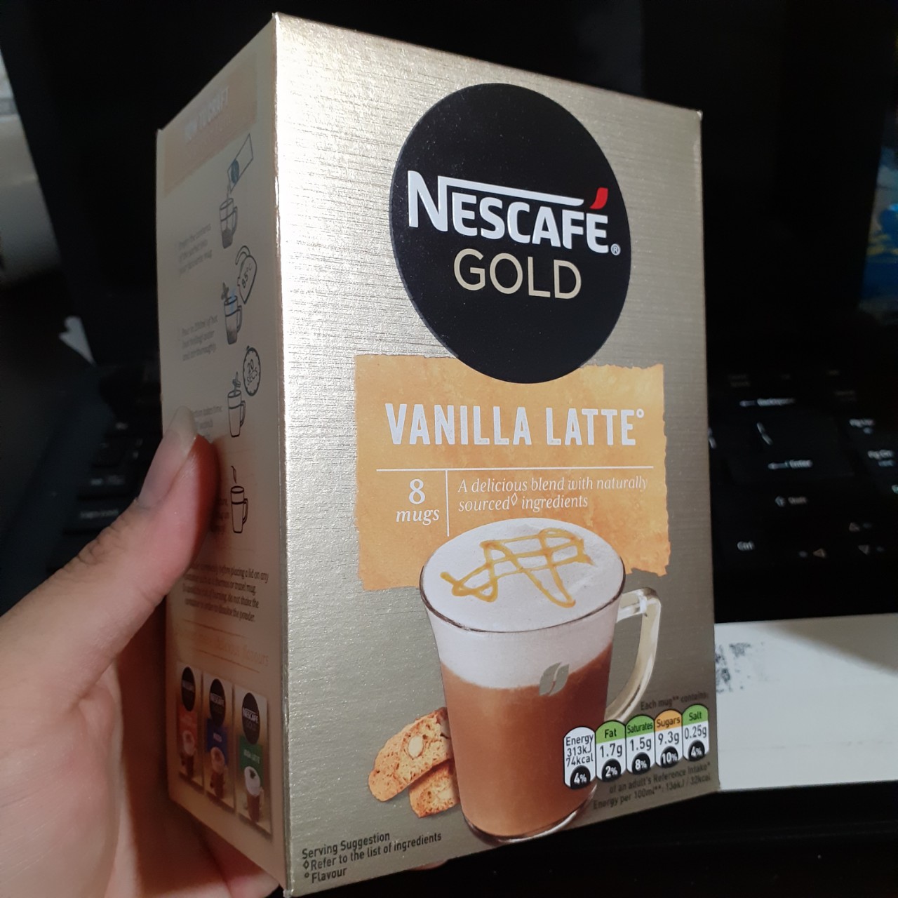 Nescafe Gold Vanilla Latte hộp 148g 8goi 18,5g