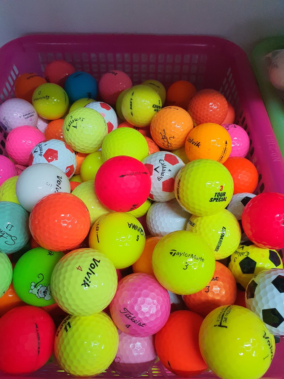 10 Quả Bóng Golf Màu .. Các Thương Hiệu..