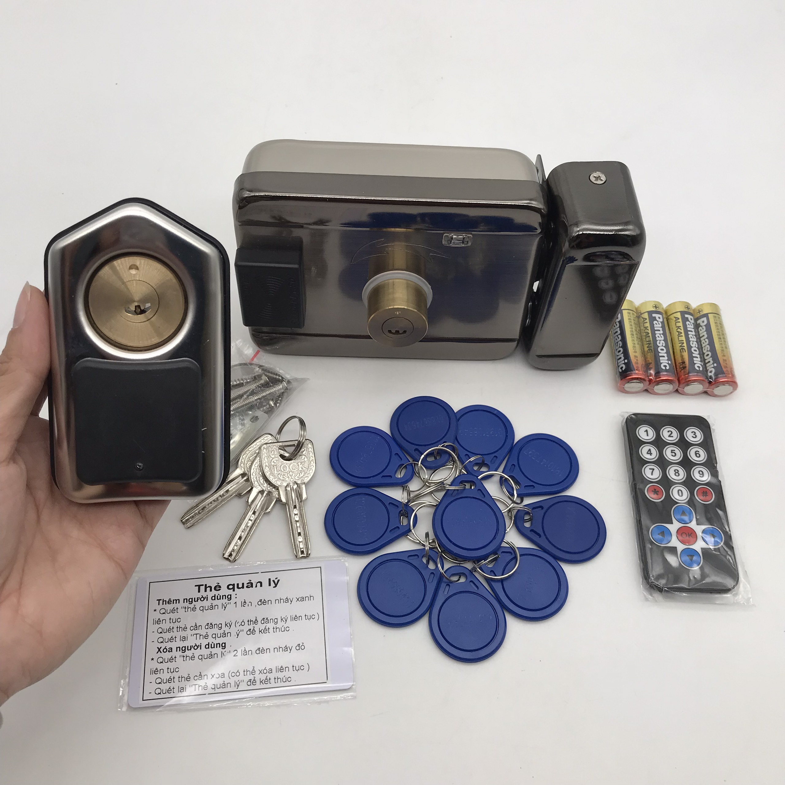 Khóa cổng thẻ từ dùng pin cho gia đình, nhà trọ
