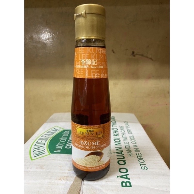 Dầu mè lee kum kee chai 207ml