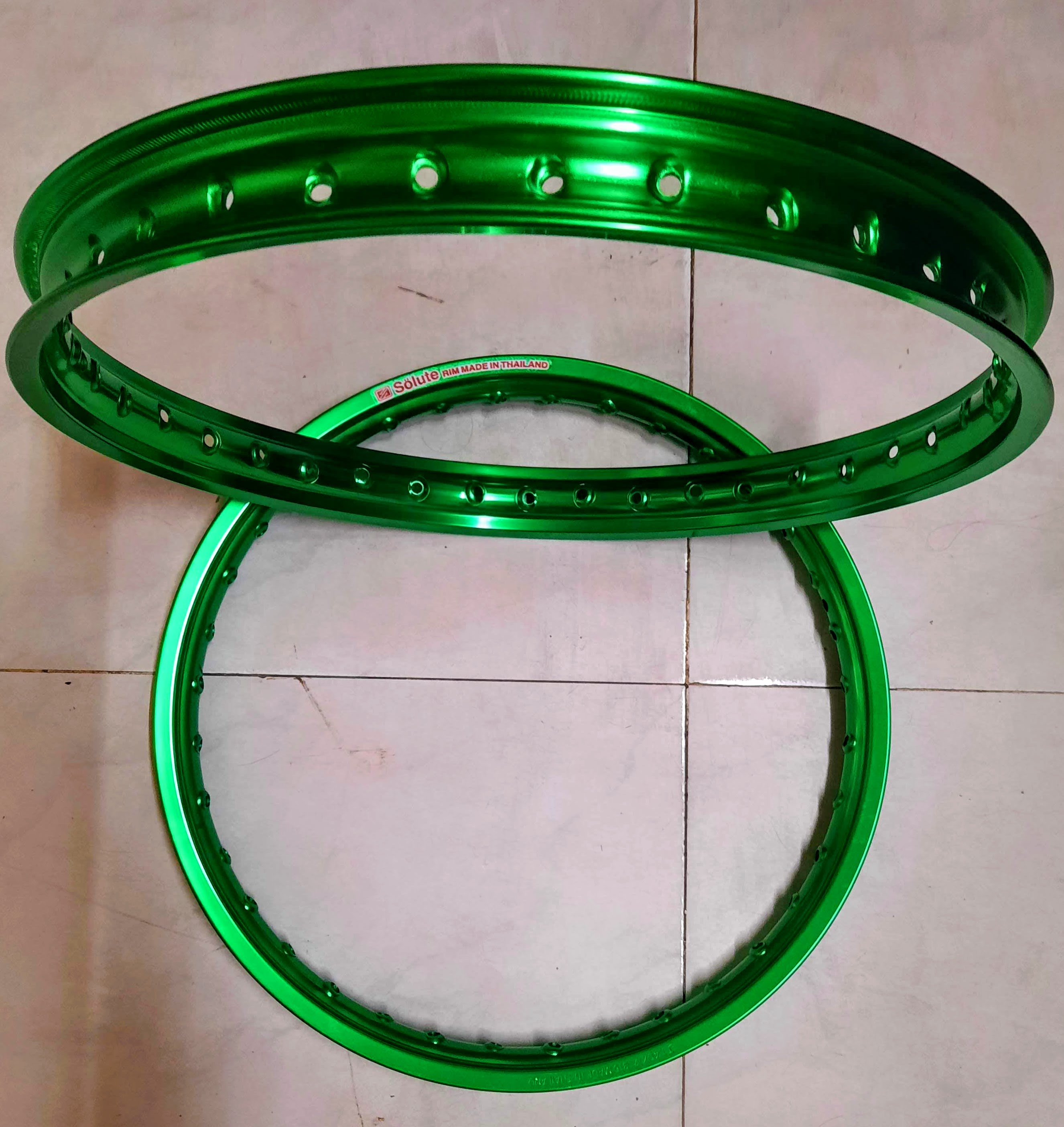 Cặp niềng ( Vành ) nhôm màu Solute Thailand gắn vỏ nhỏ bản 1.4