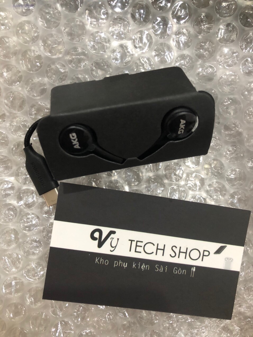 TAI NGHE SAM SUNG AKG S20 CHÂN TYPEC {tặng Hộp đựng tai nghe}.