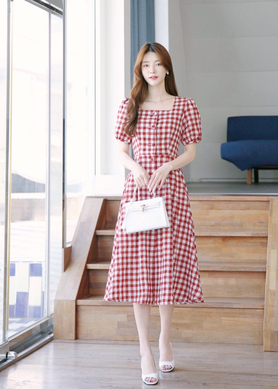 [HCM]Đầm caro đỏ nút bọc