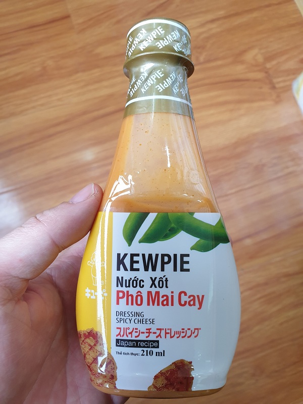 Nước xốt phô mai cay Kewpie chai 210ml