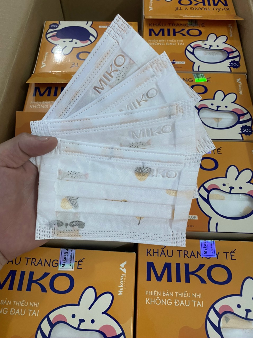 Combo 2 Hộp Khẩu trang y tế trẻ em Miko Họa tiết cao cấp, có dây đeo mềm không đau tai