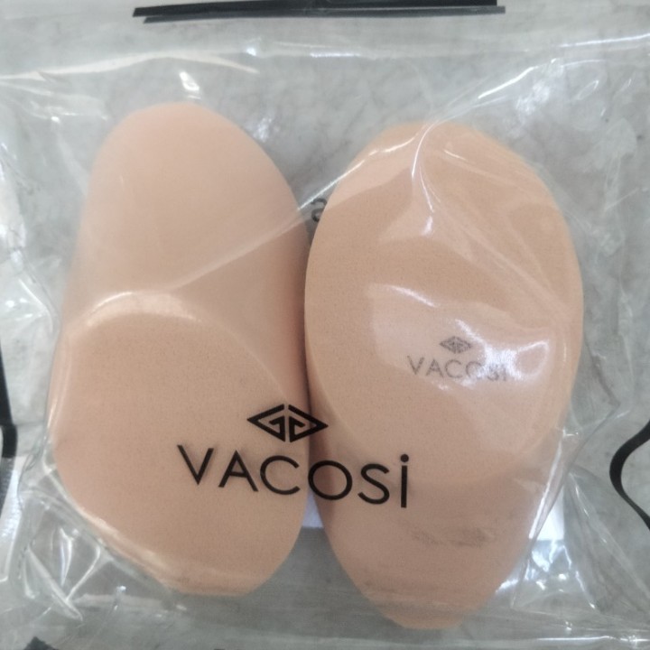 Bông phấn ướt tán kem nền vacosi hình xúc xích