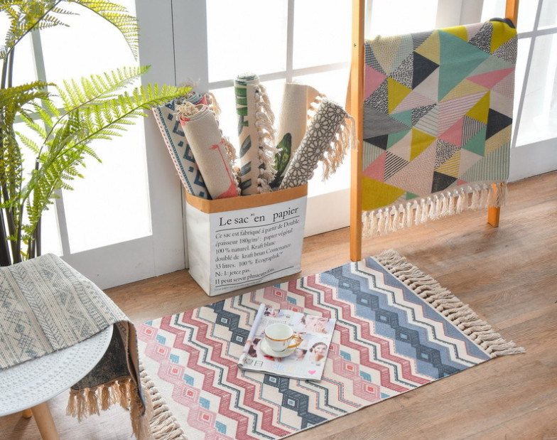 Thảm trải phòng phong cách scandinavian chât liệu cotton và linen họa tiết thổ cẩm