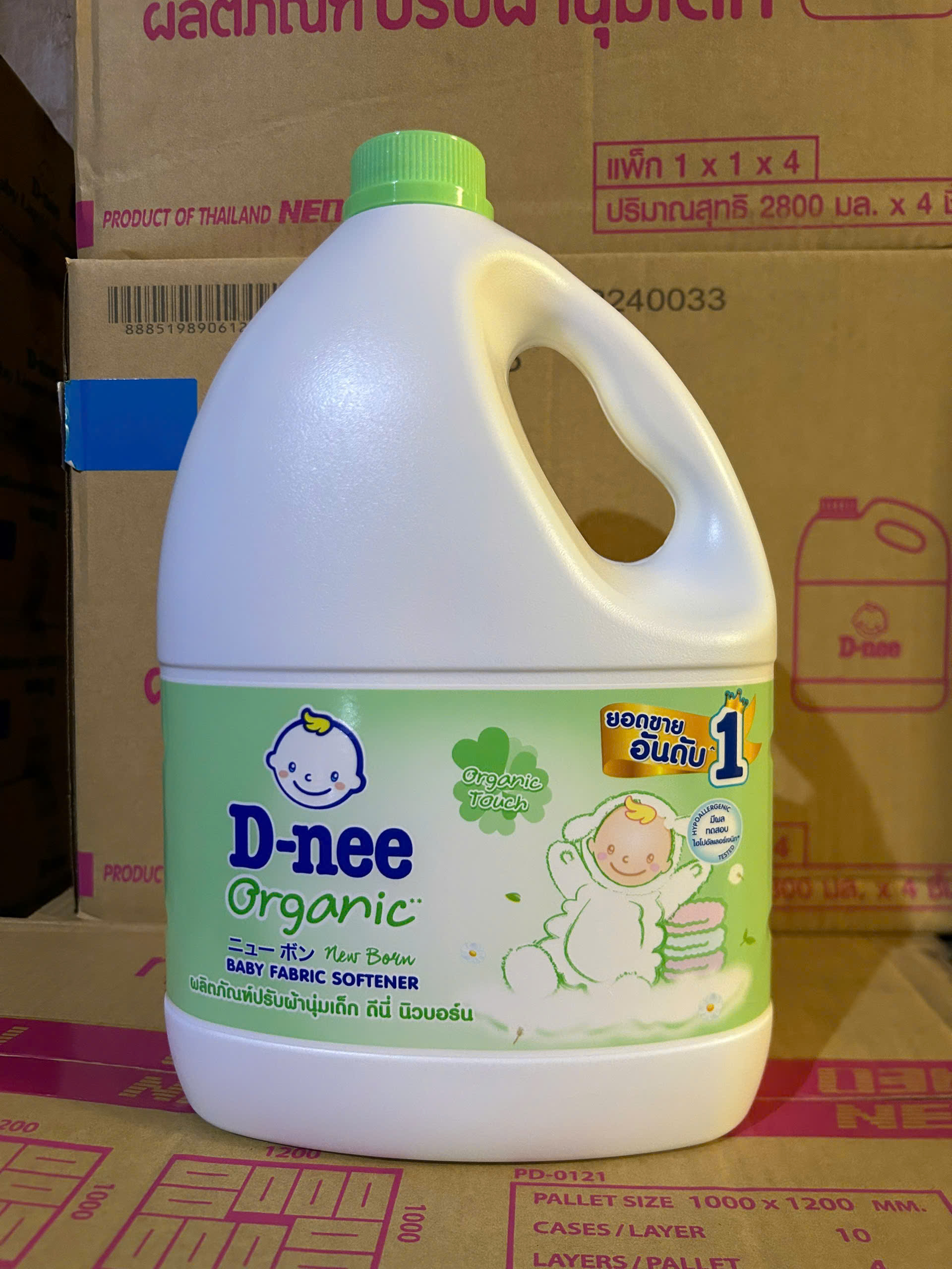 (SGT) Nước Xả Mềm Vải Dnee hàng Thái Lan 2800ml