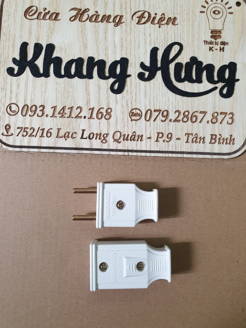 Phích cắm đơn chui cắm đực chân tròn, phích cắm cái ổ cắm đơn Nanoco Panasonic