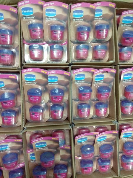 Vaselin đỏ 7gr dưỡng môi sau xăm