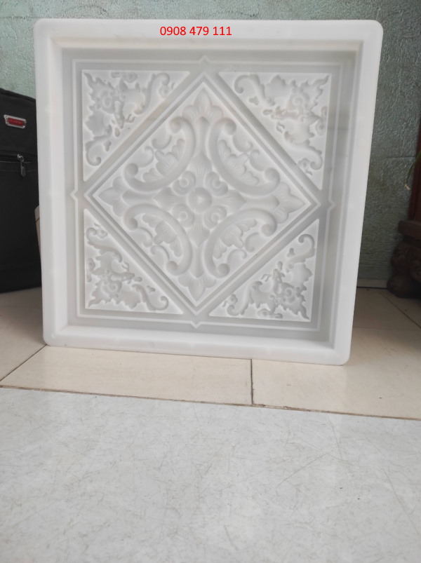 Khuôn lát gạch sân vườn 40*40 cm
