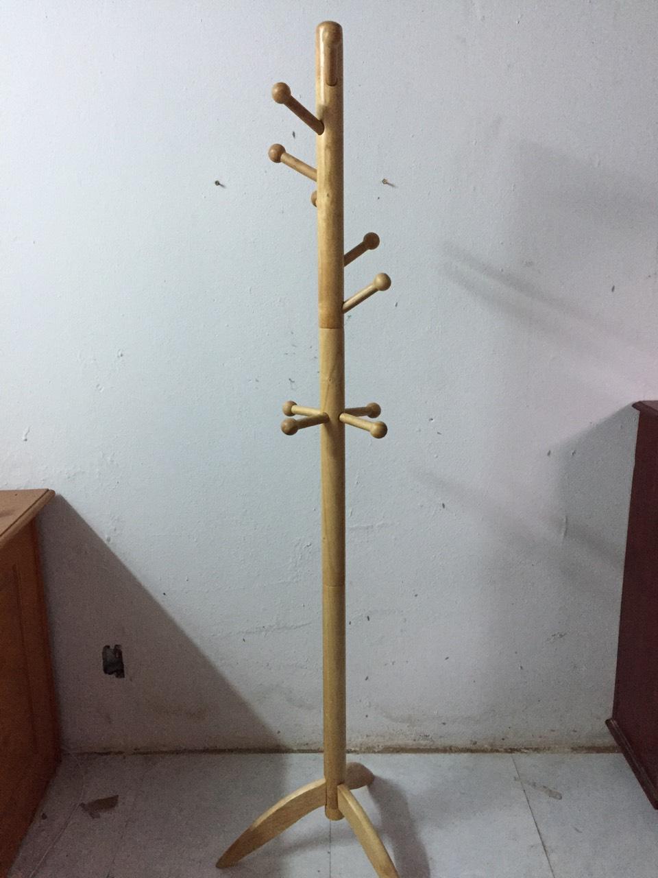 cây móc áo gỗ