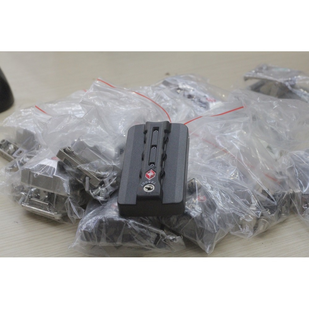 ☫❦  Khoá số cho vali khung nhôm KS003