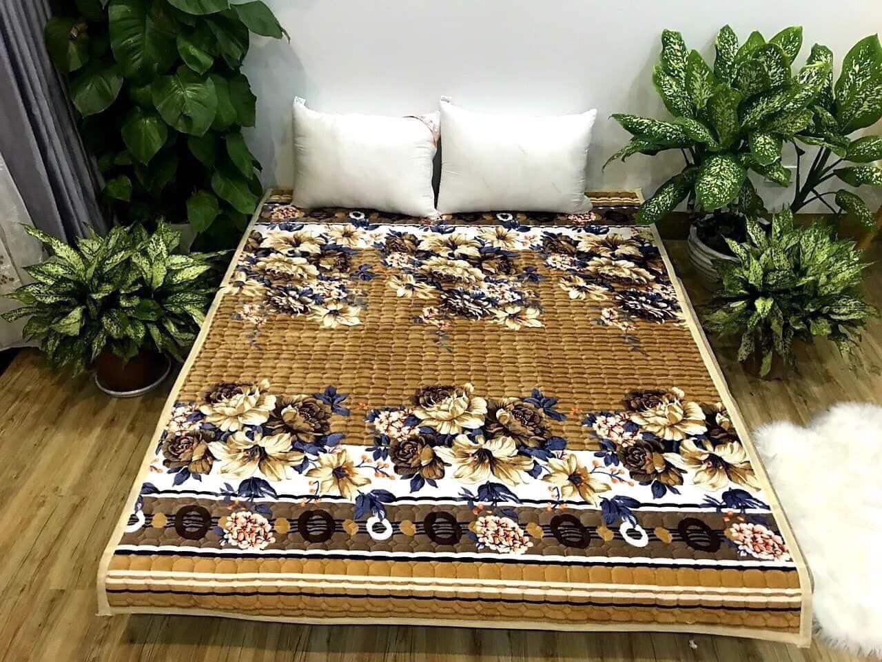 Thảm Nỉ Trải Giường 1.6x2m