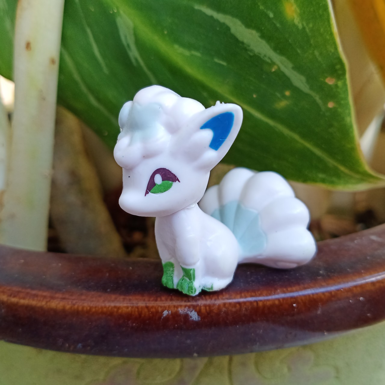Mô hình pokemon giá rẻ Vulpix Cửu vĩ trắng 1792 7