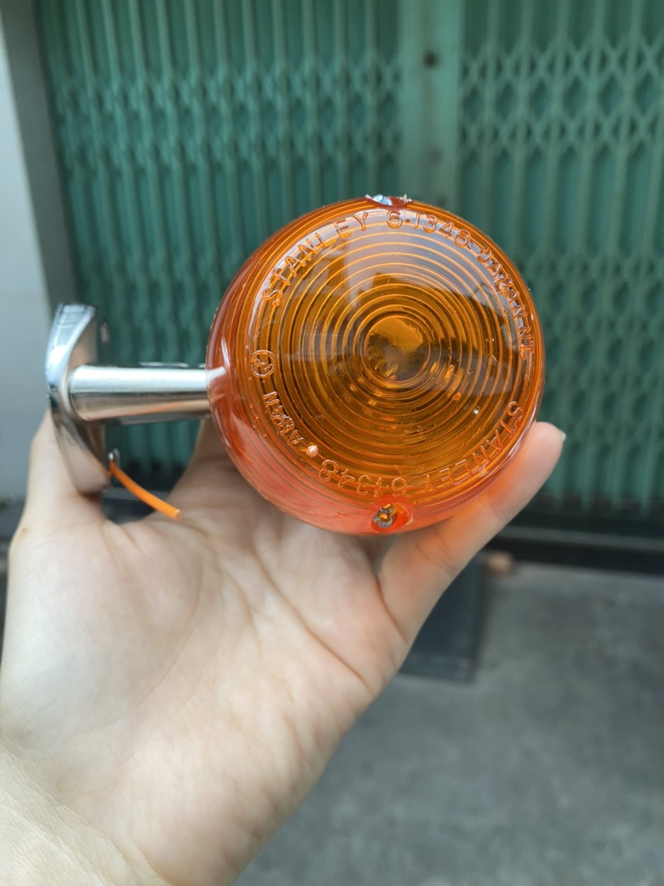 XI NHAN SAU XE CUB 78