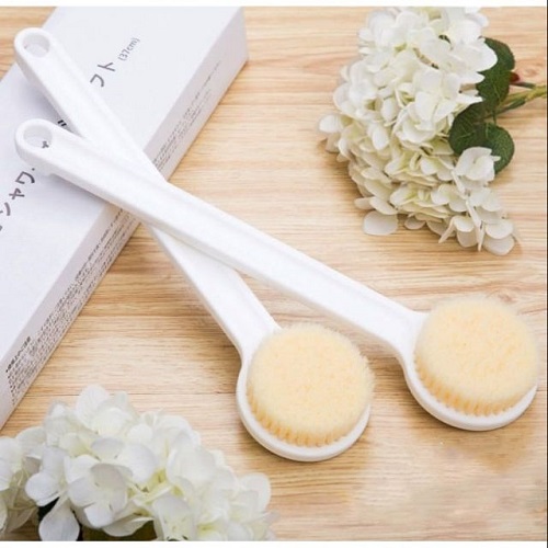 Bàn chải cọ lưng Muji cán dài