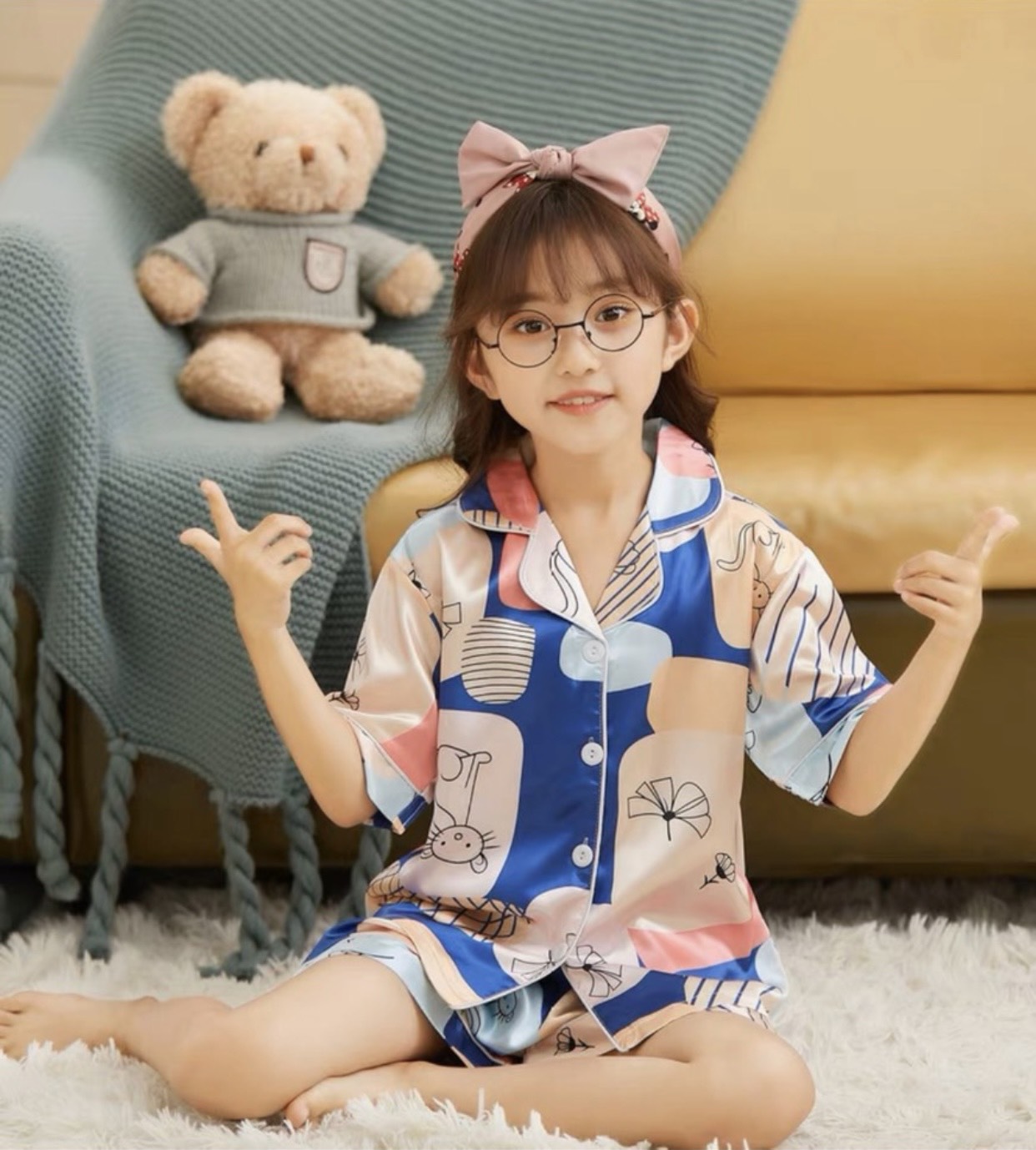 Sét bộ pijama bé gái in hình búp bê