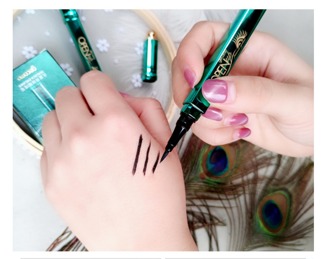 [HCM]BÚT KẺ MẮT NƯỚC GECOMO PEACOCK EYELINER