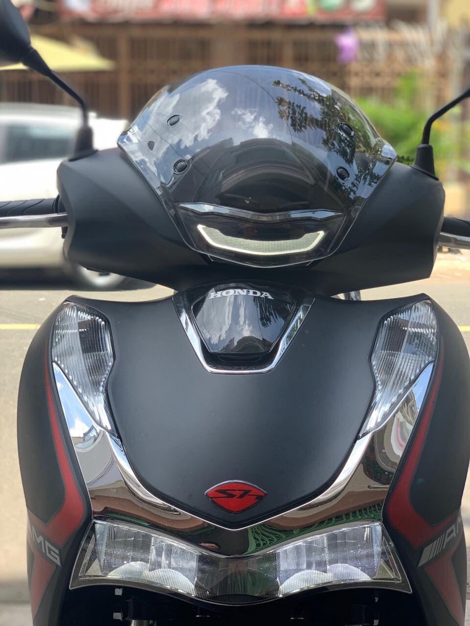 Kiếng chắn gió Zhi.Pat- Sh2020
