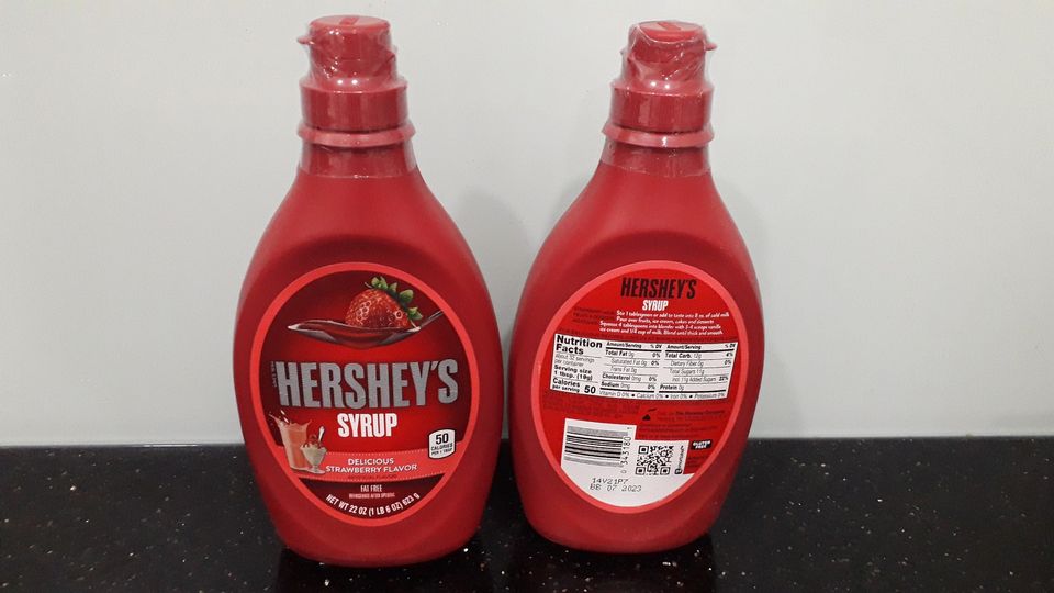 Sirô Dâu Tây hiệu Hershey's Syrup Strawberry 623g