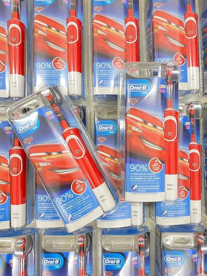 Bàn chải đánh răng điện Oral-B