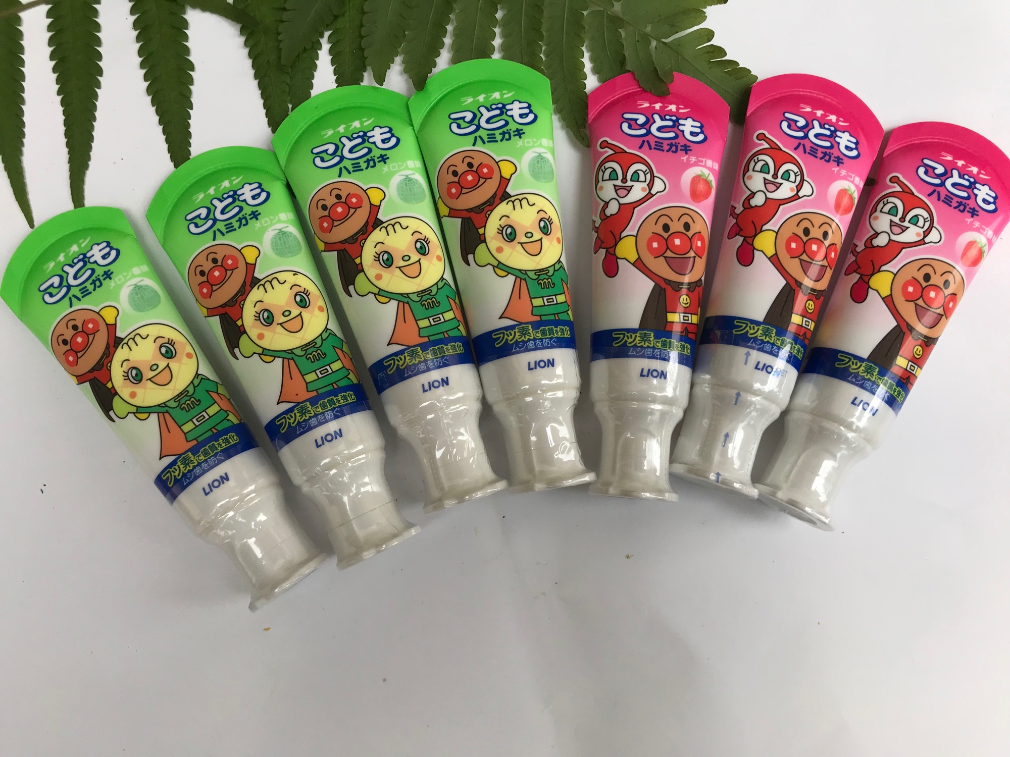Kem đánh răng trẻ em lion