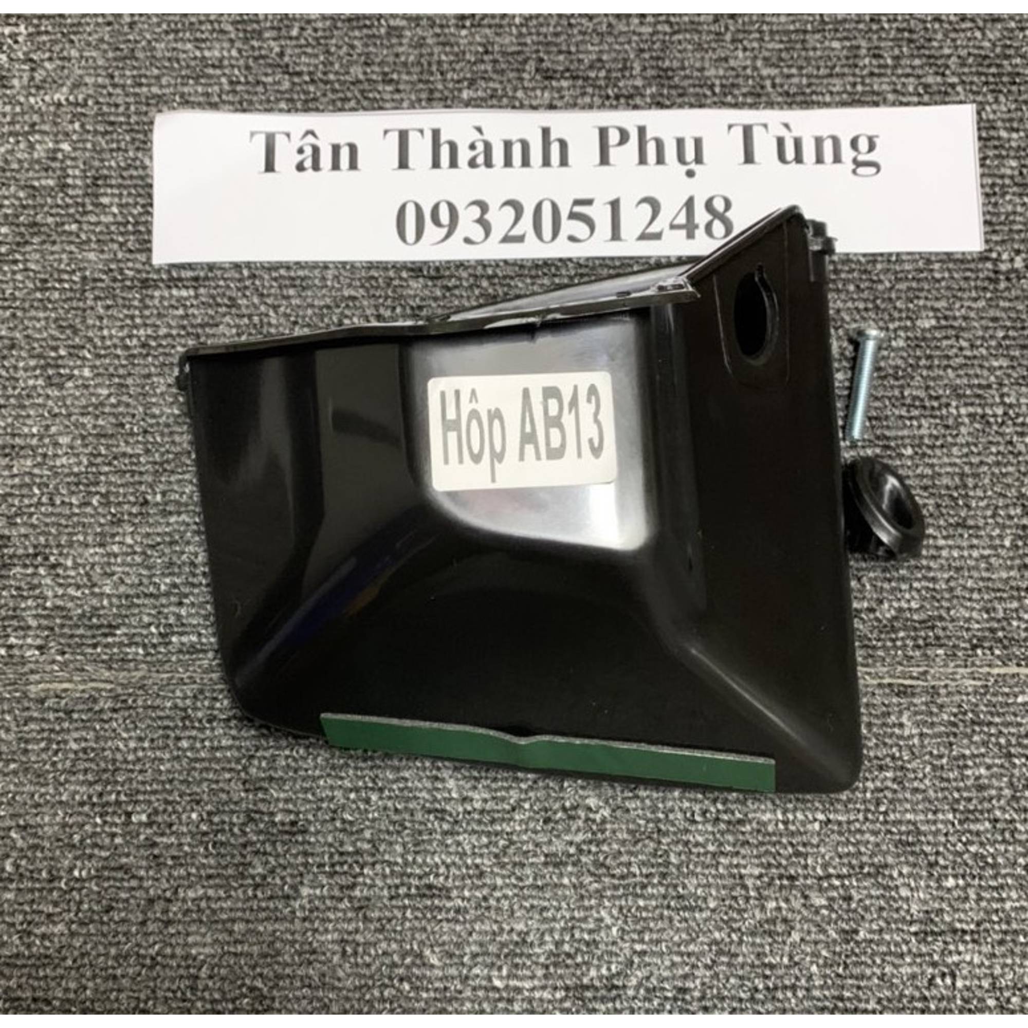 Hộc nhựa air blade đời 2013-2015