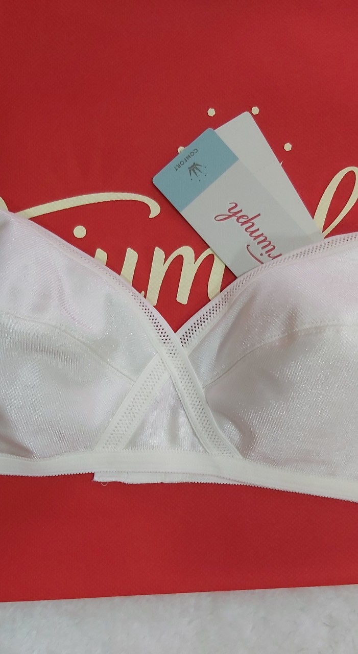 [HCM]Áo lót Triumph D151 HP ( Không gọng không mút)