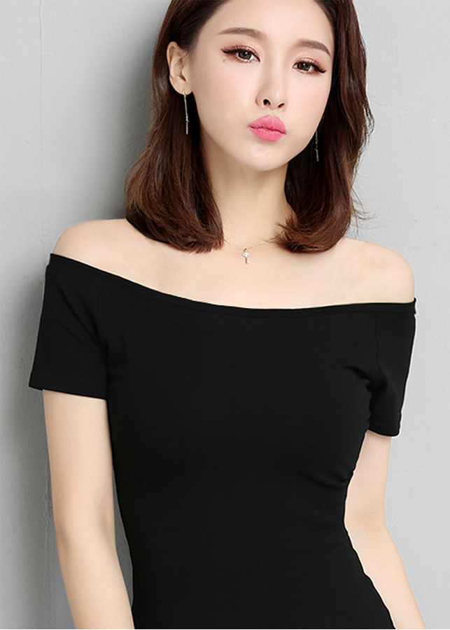Áo thun nữ trễ vai