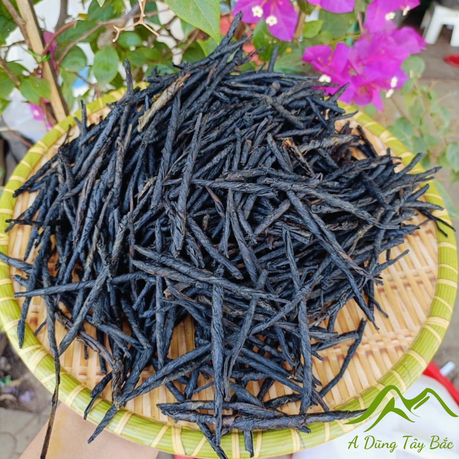 Chè đắng Cao Bằng loại 1 thượng hạng . Trà đắng giúp giảm cân, hỗ trợ tiêu hóa, cải thiện trí nhớ