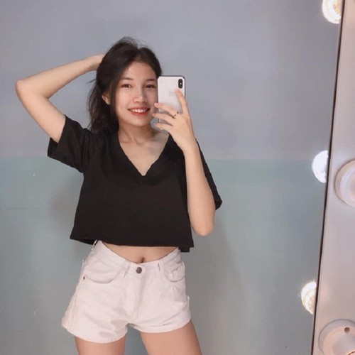 Áo Croptop Cổ Tim Form Rộng (Oversize)