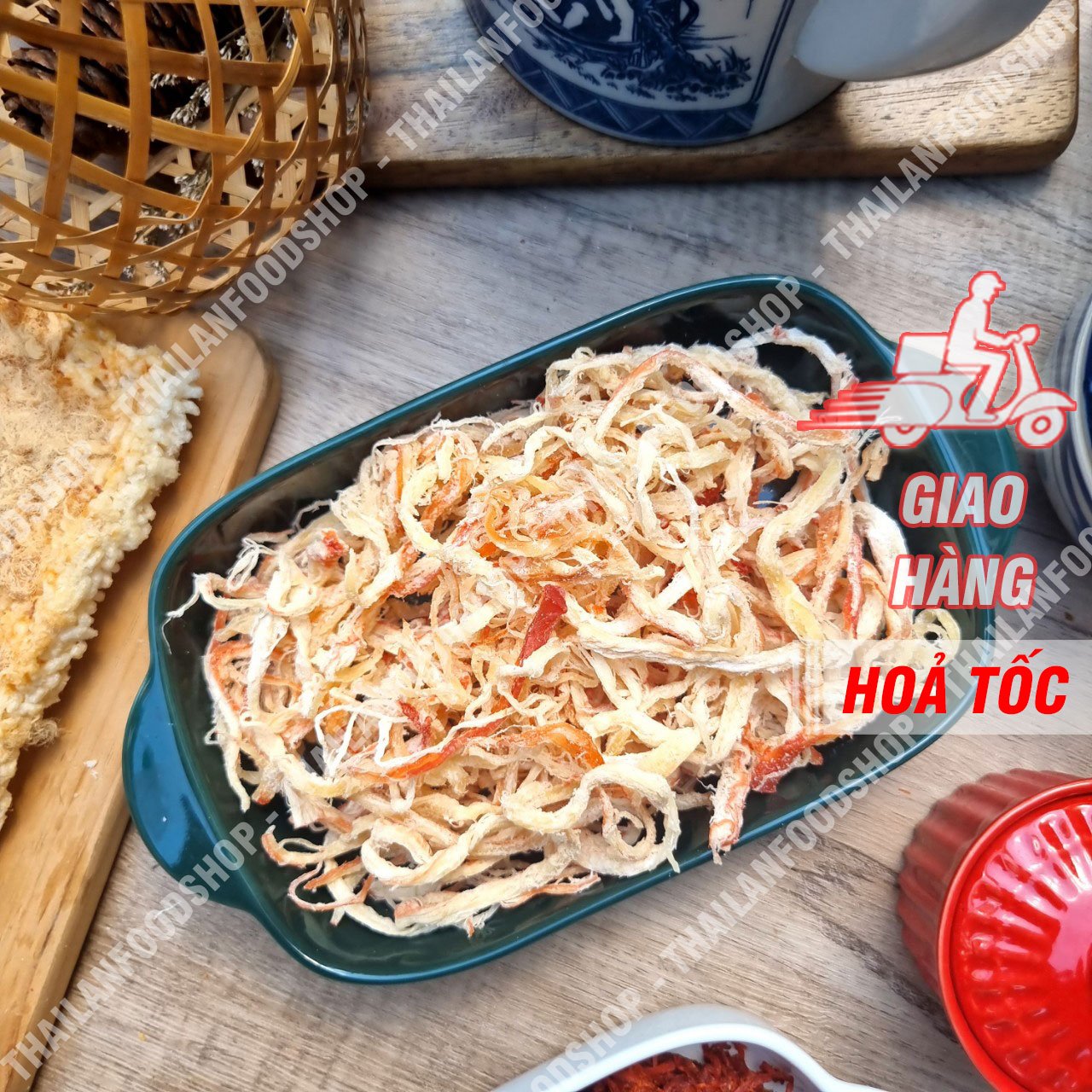 Khô Mực Xé Sợi Hấp Nước Dừa - Lon 300gr