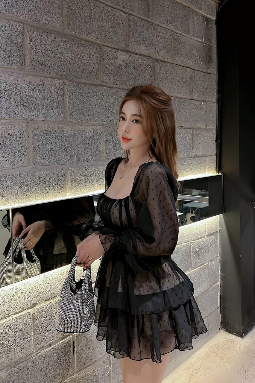 đầm lưới bi có mút