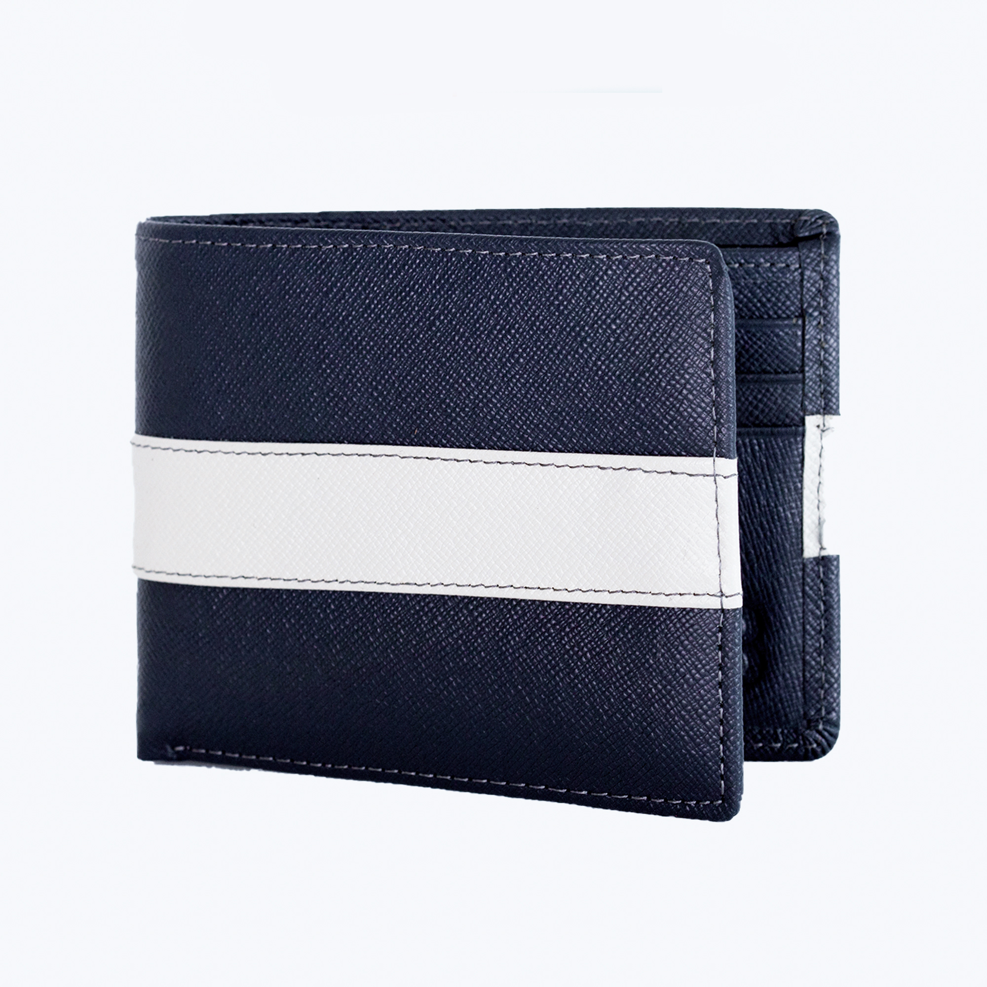 Ví nam da bò khắc tên theo yêu cầu V113 - Bụi leather