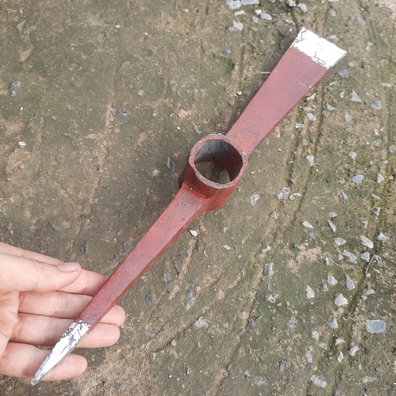 Cuốc chim đào đất, cuốc làm vườn đào khỏe( 1 cái )