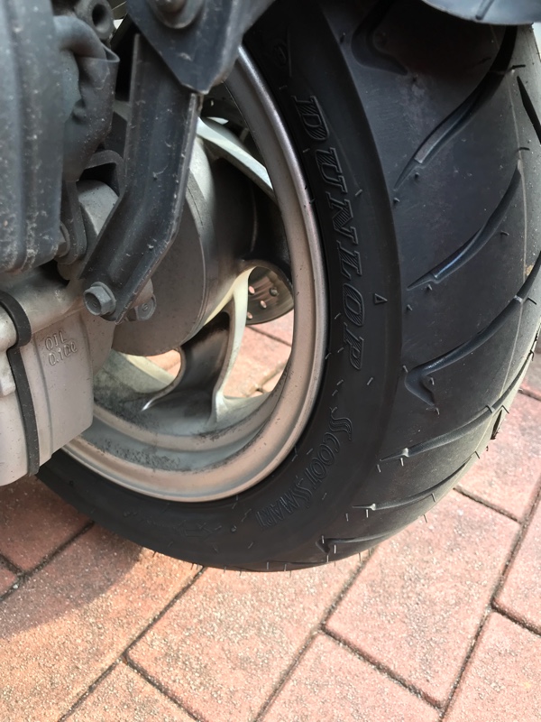 Vỏ Dunlop D307 90.90-14 TL 46P