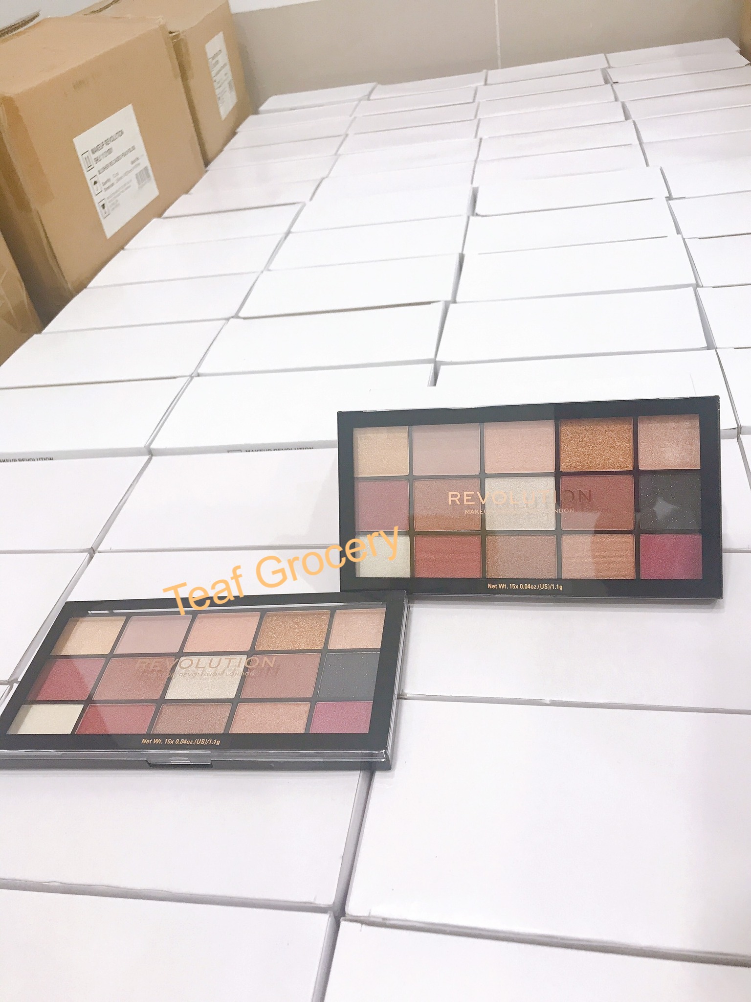 Bảng phấn mắt trang điểm _ Makeup Revolution London Reloaded Affection