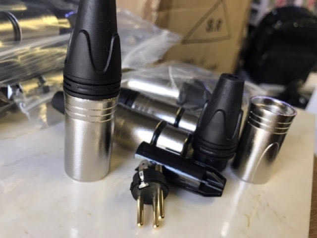 Jack rắc Canon (XLR) hàn đực- cái loại chân đồng. Báo giá 1 cái