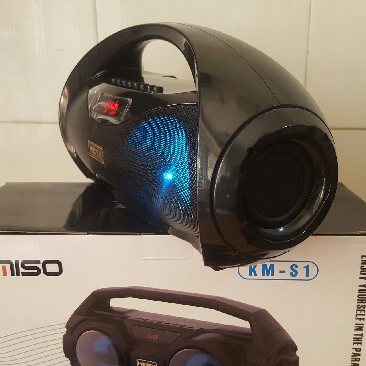 Loa Bluetooth KiMiSo KM - S2, tặng kèm Mic có dây