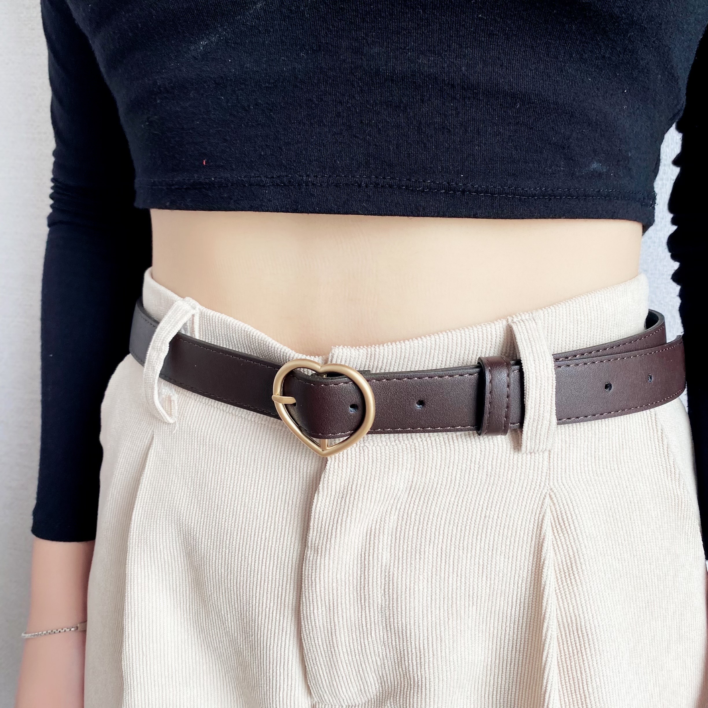 Dây nịt nữ bản to trái tim Modleaf Heart belt Hàn Quốc