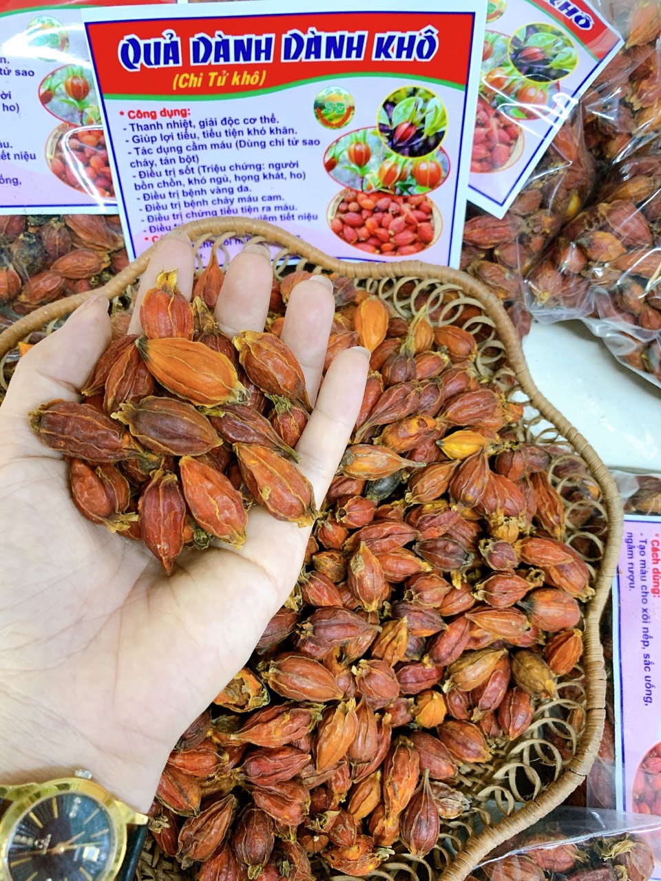 Quả dành dành (quả chi tử) sấy khô