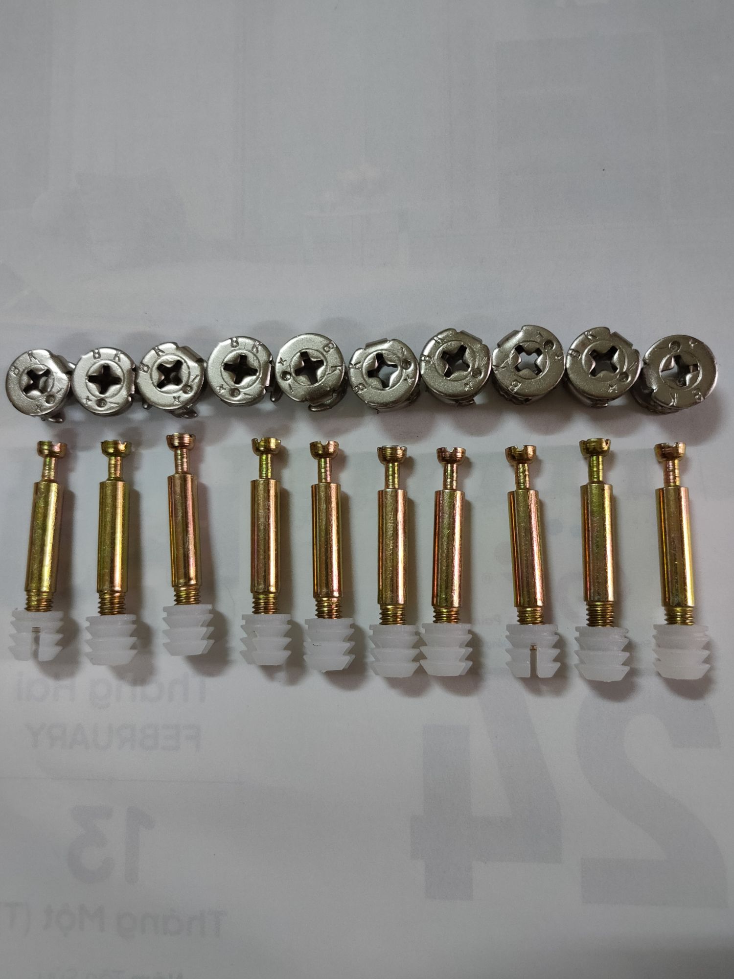 Ốc cam liên kết ghép ván gỗ loại tốt