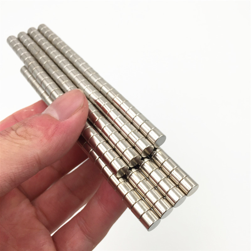 Nam châm đất hiếm 6x5mm mạ Niken lực từ N35