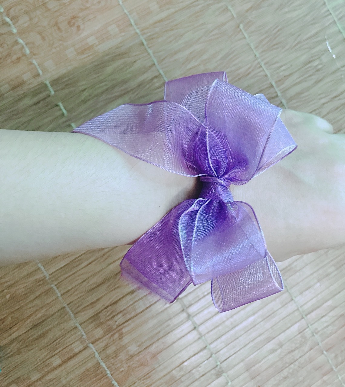 Dây cột tóc nơ voan xinh xắn