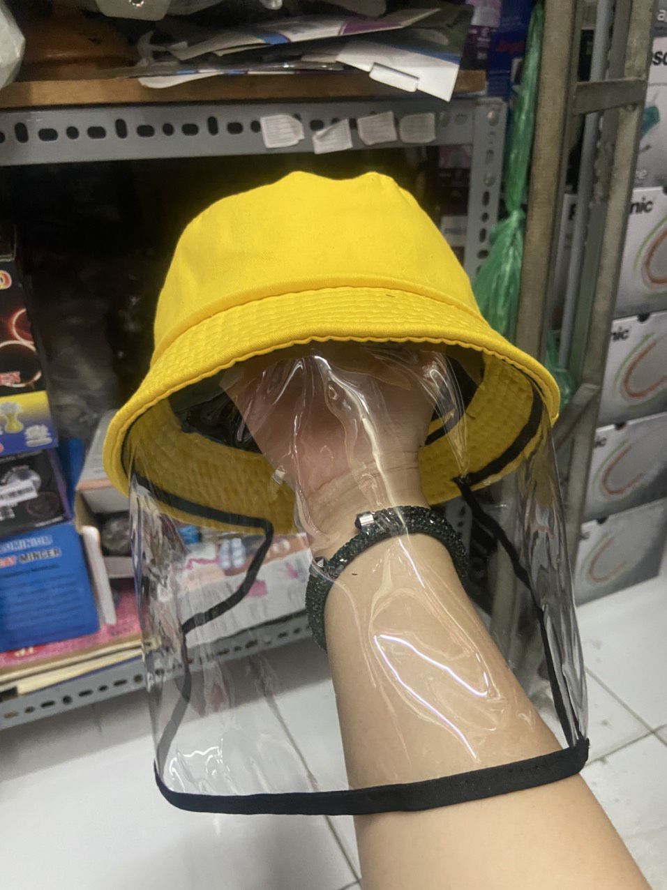 Nón chống bụi,  bọt nước có màng bảo vệ
