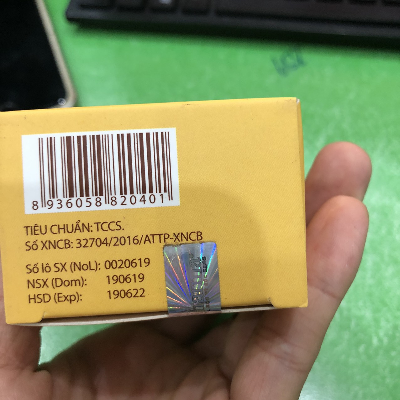 Xịt keo ong Propobee